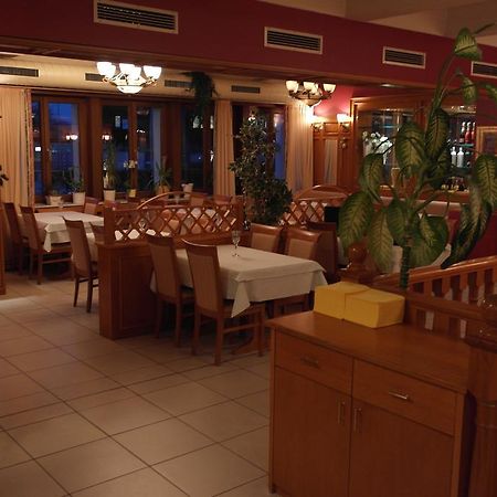 Hotel Jahnhaus ลังเงนเฟลด์ ภายนอก รูปภาพ