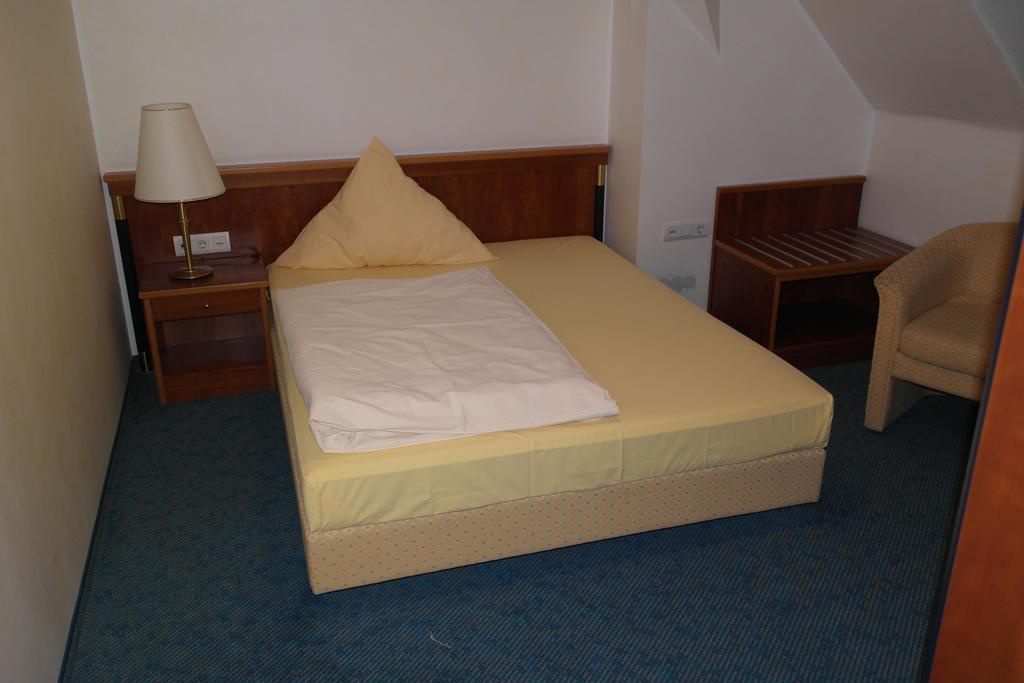Hotel Jahnhaus ลังเงนเฟลด์ ห้อง รูปภาพ